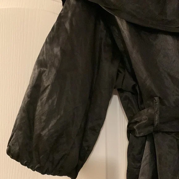 EUC BCBGMAXAZARIA jacket - Picture 8 of 11